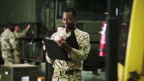 RAF Engineer Officer CE | No Ordinary Job | Kay